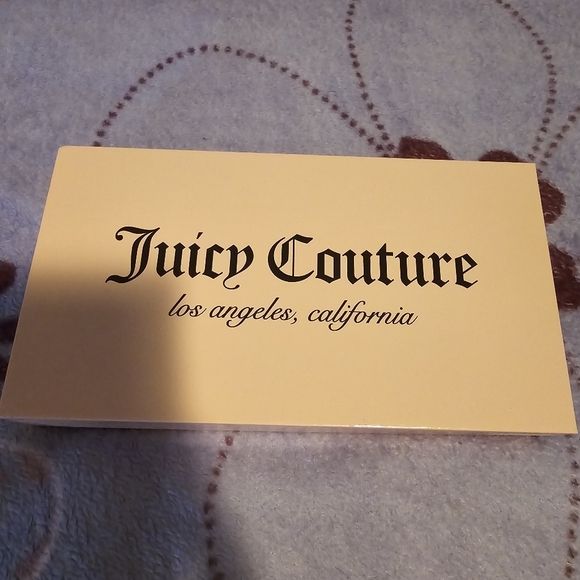 Juicy Couture Wallet - Picture 5 of 8